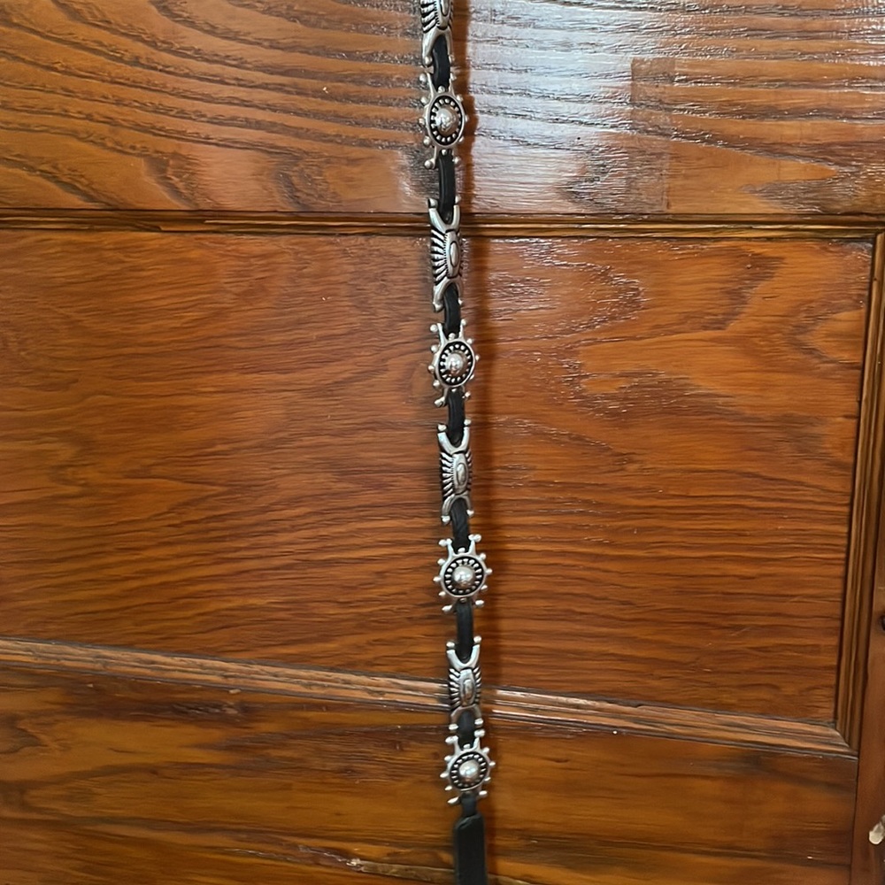Gently Worn- urban outfitters black and silver boho belt